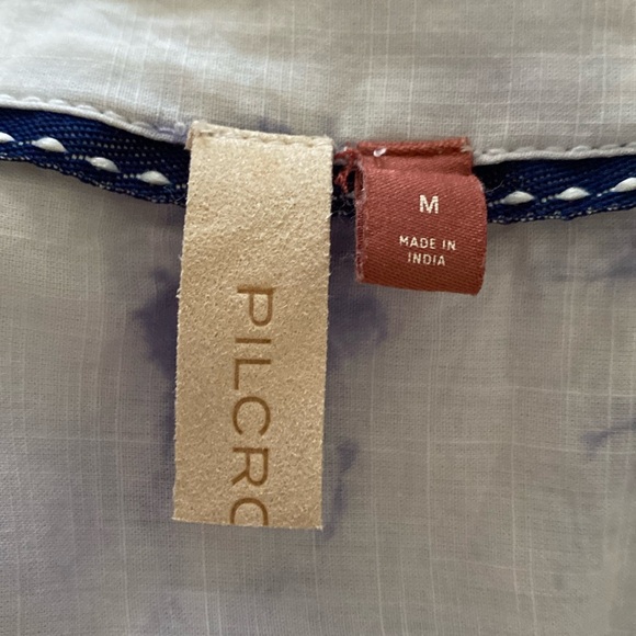 Women’s Pilcro by Anthropologie tie dye long sleeve eyelet detail blouse - Picture 10 of 11